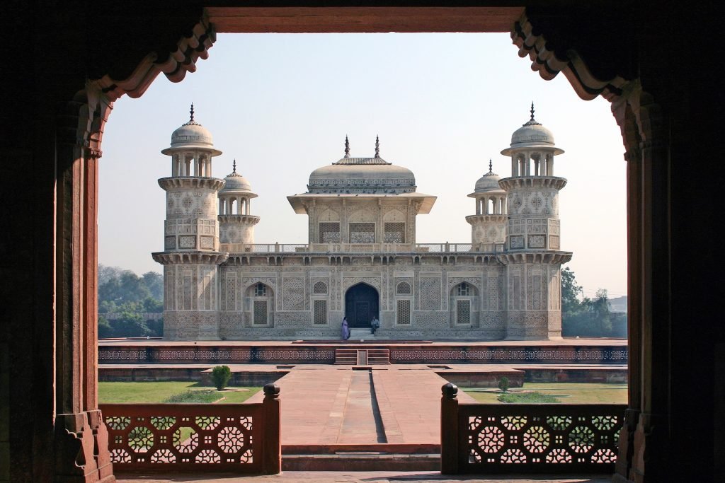 Agra Local Tour - Dedicate A Day To Love - Taj Mahal Tour